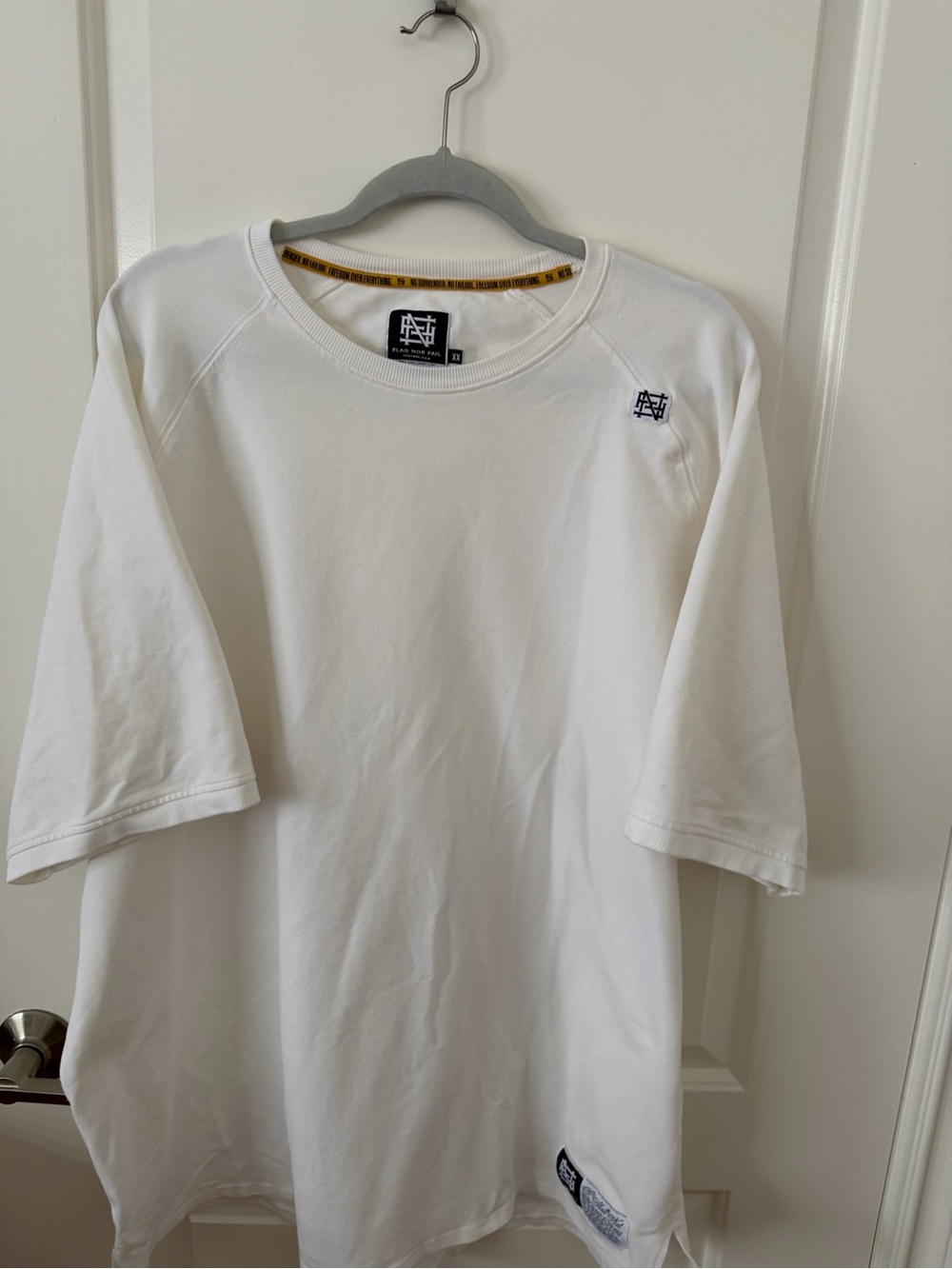flag nor fail White Short-Sleeve Crewneck Tee - Picture 3 of 7